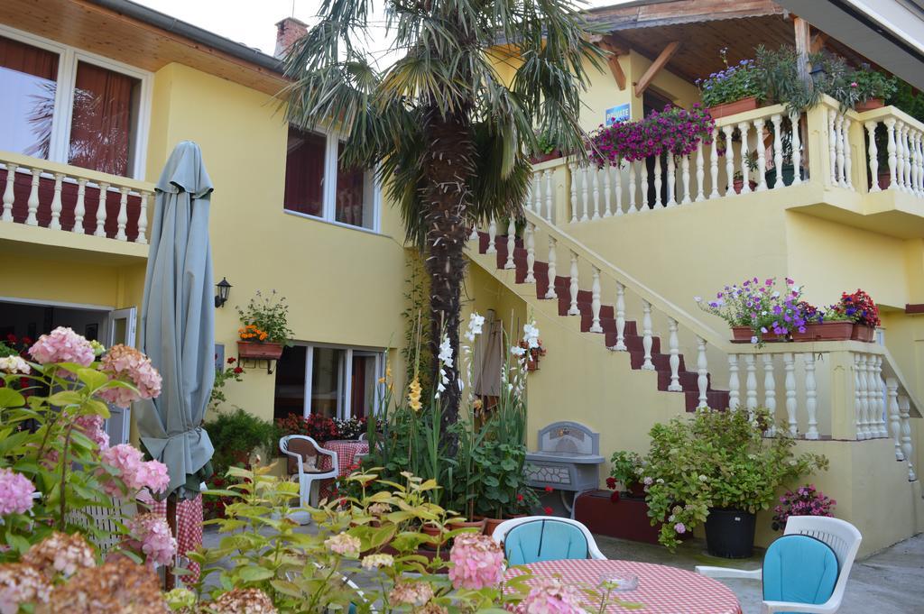 Hostel David Mostar Esterno foto